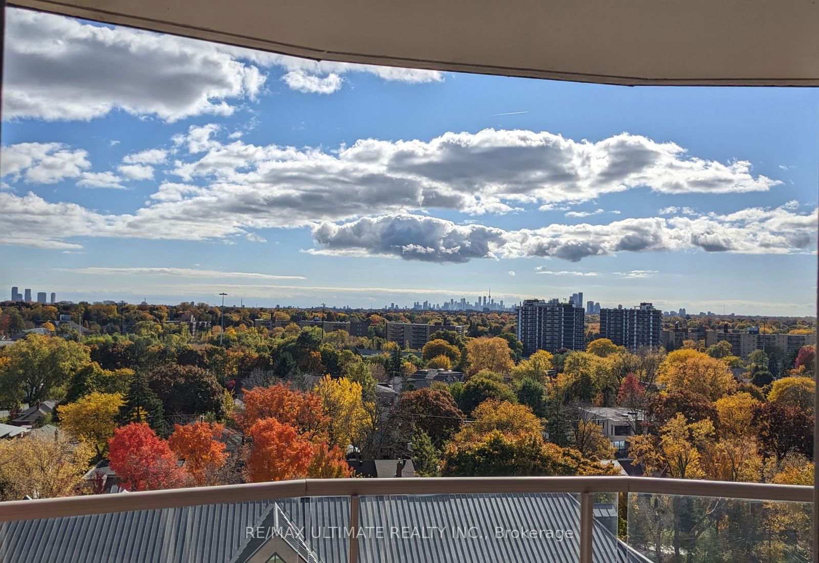 2 Clairtrell Rd, unit #1008 for sale