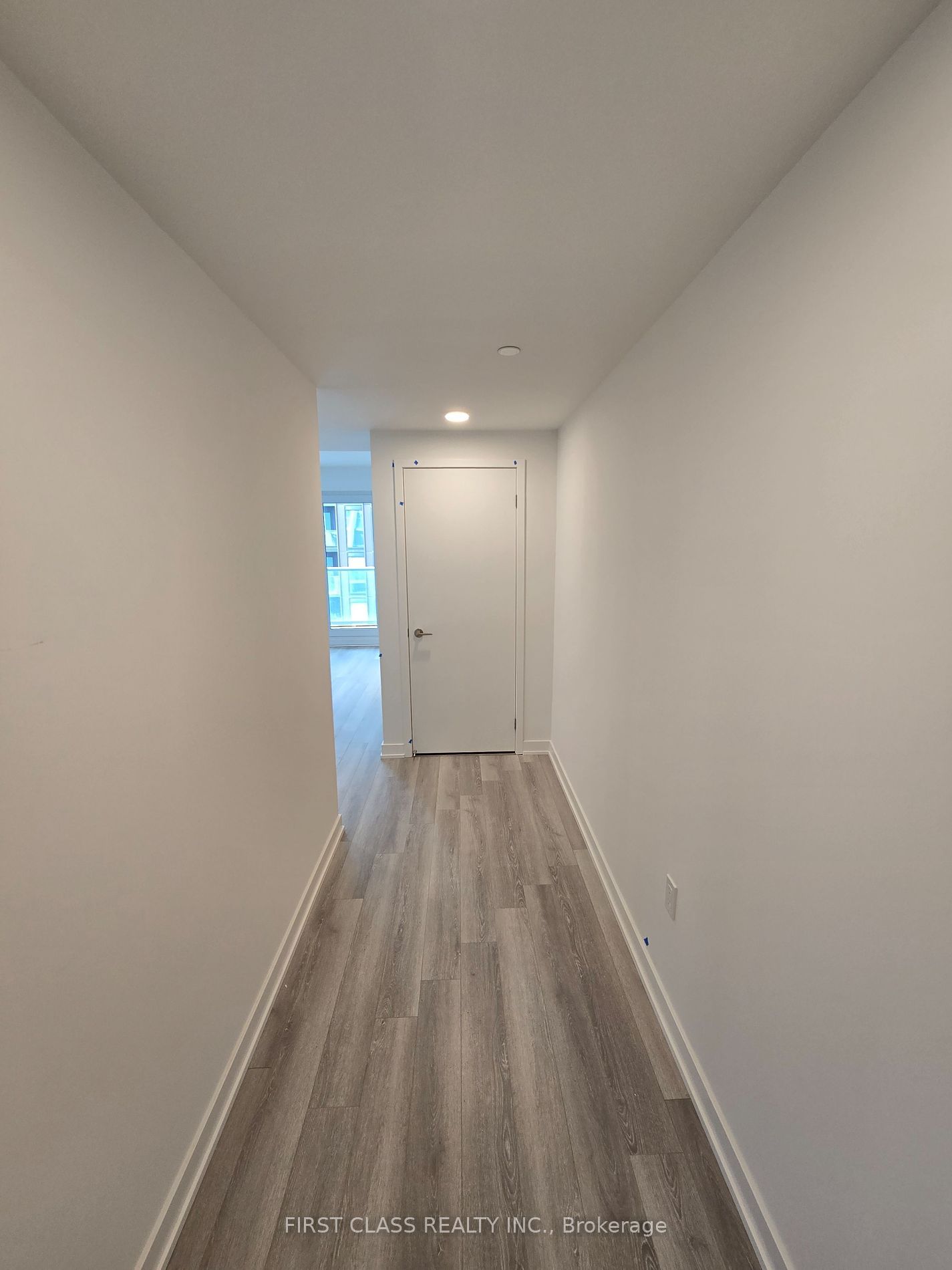 230 Simcoe St, unit 2920 for rent