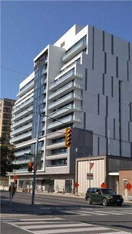 3018 Yonge St, unit 810 for rent