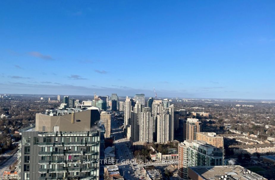 5180 Yonge St, unit 3103 for rent