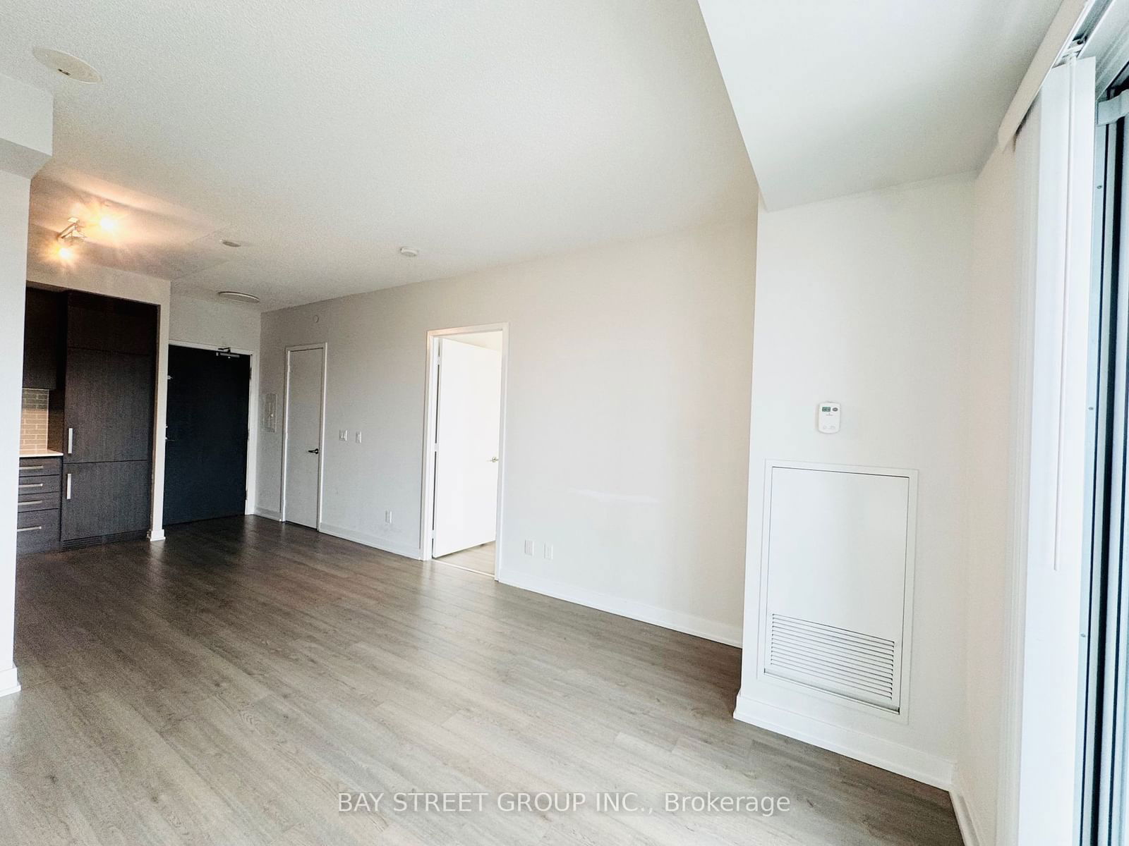 5180 Yonge St, unit 3103 for rent