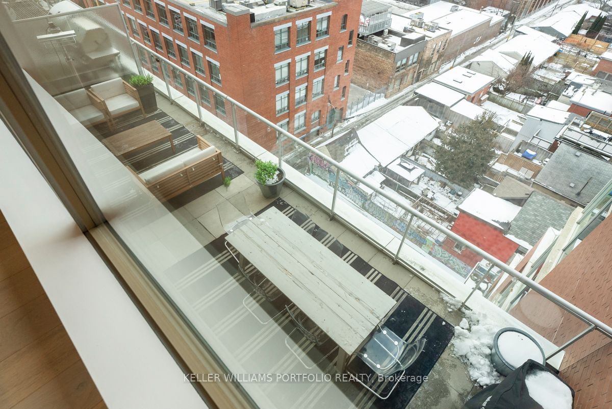 Ideal Lofts, West End, Toronto