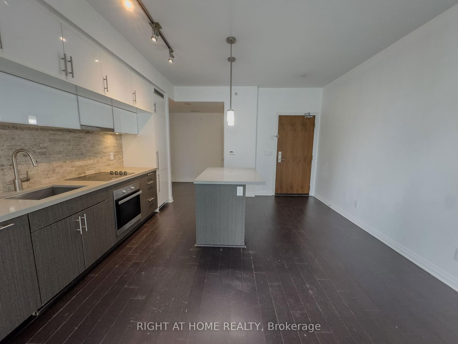 8 Mercer St, unit 912 for rent