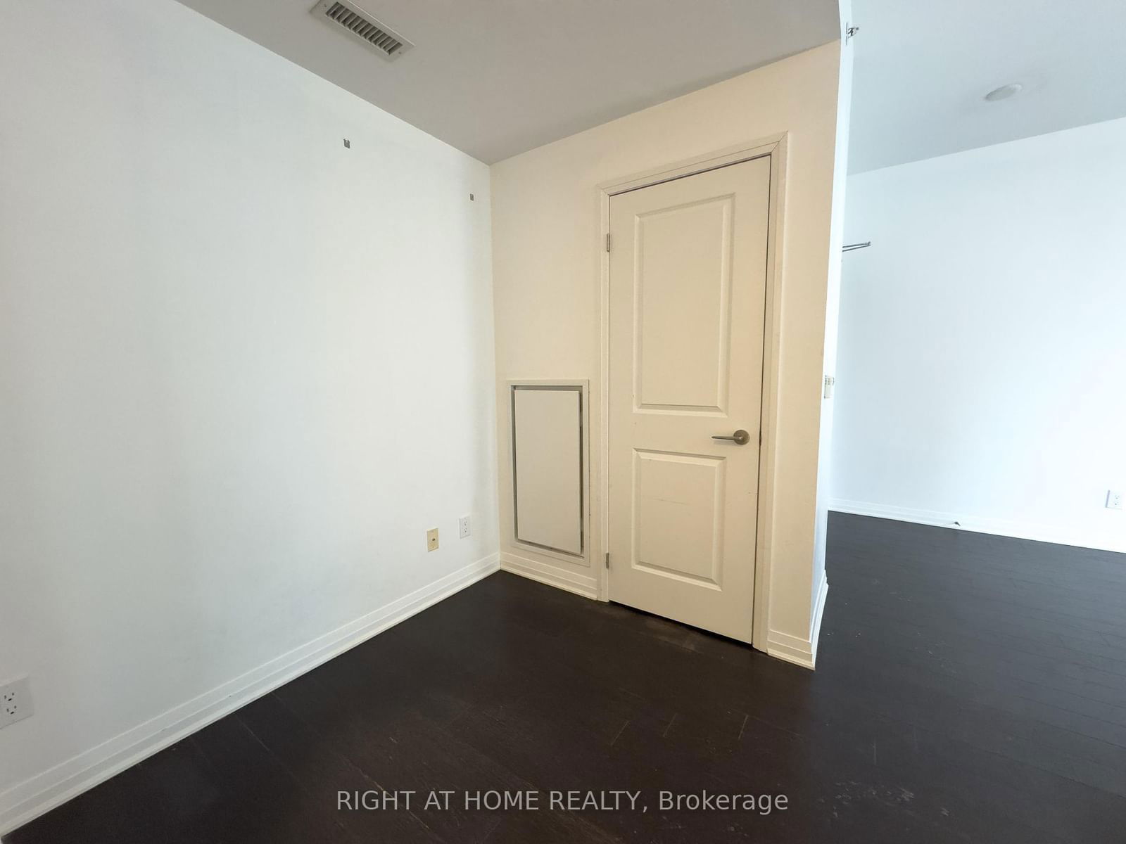 8 Mercer St, unit 912 for rent