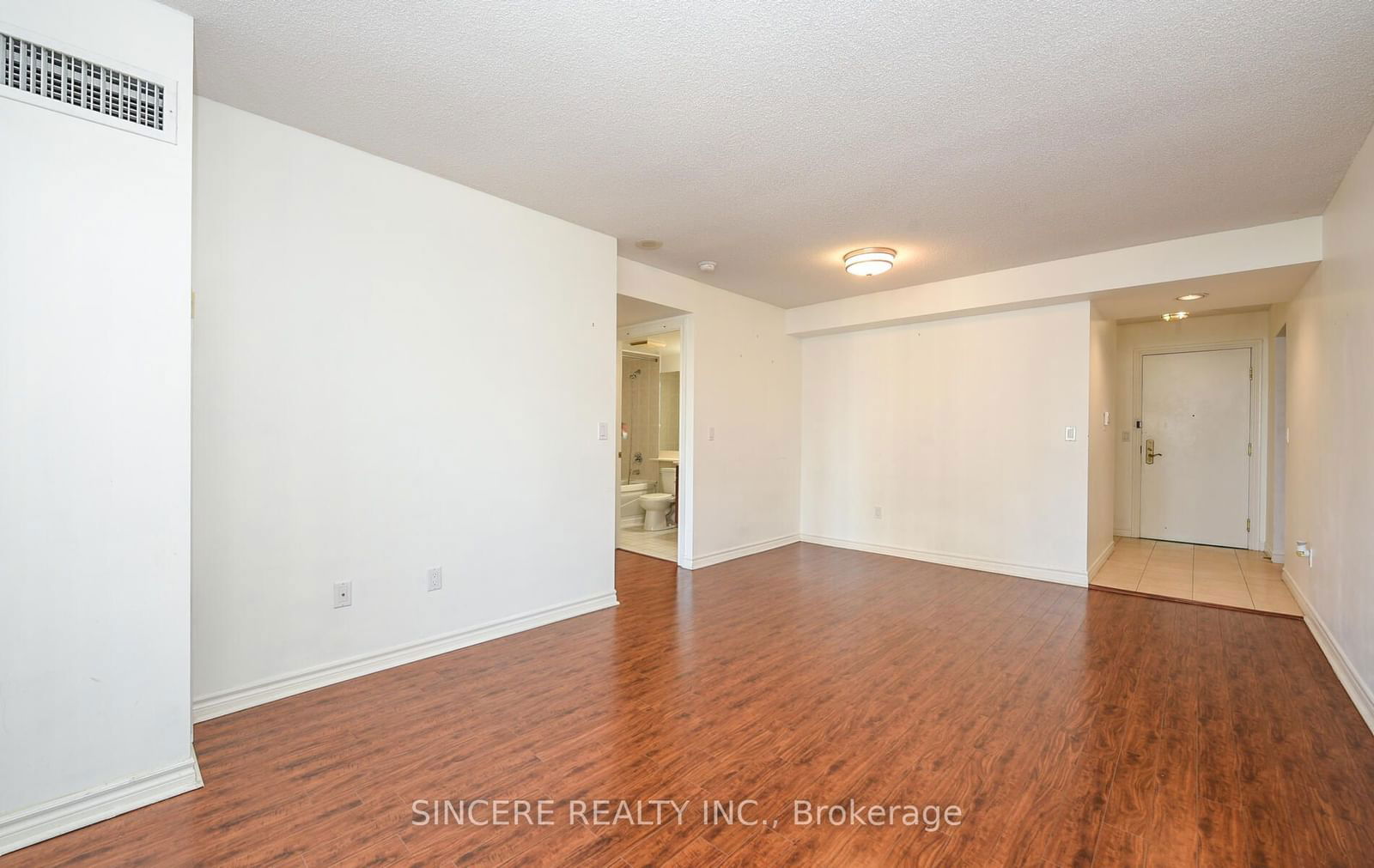 18 Sommerset Way, unit 1512 for rent