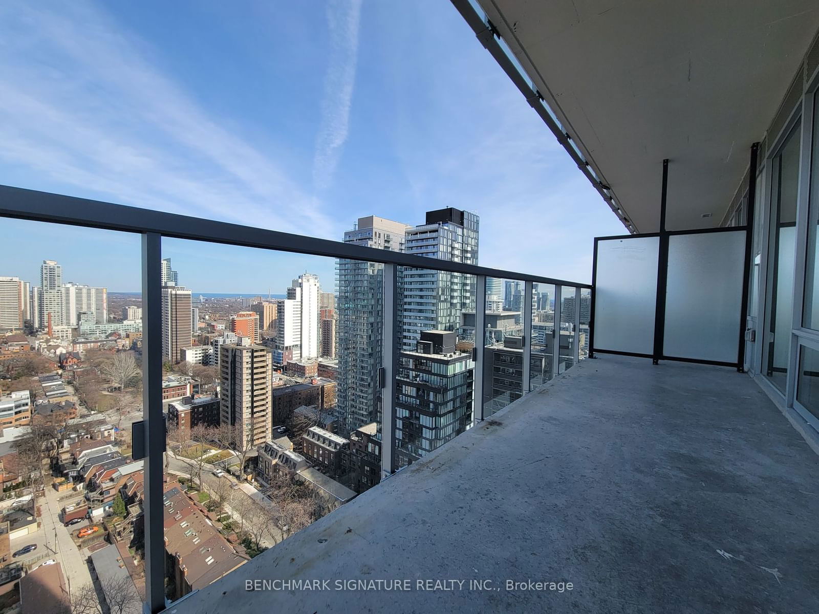 3 Gloucester St, unit 2802 for rent