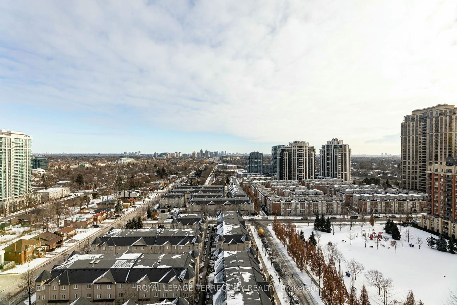 16 Harrison Garden Blvd, unit 1810 for sale