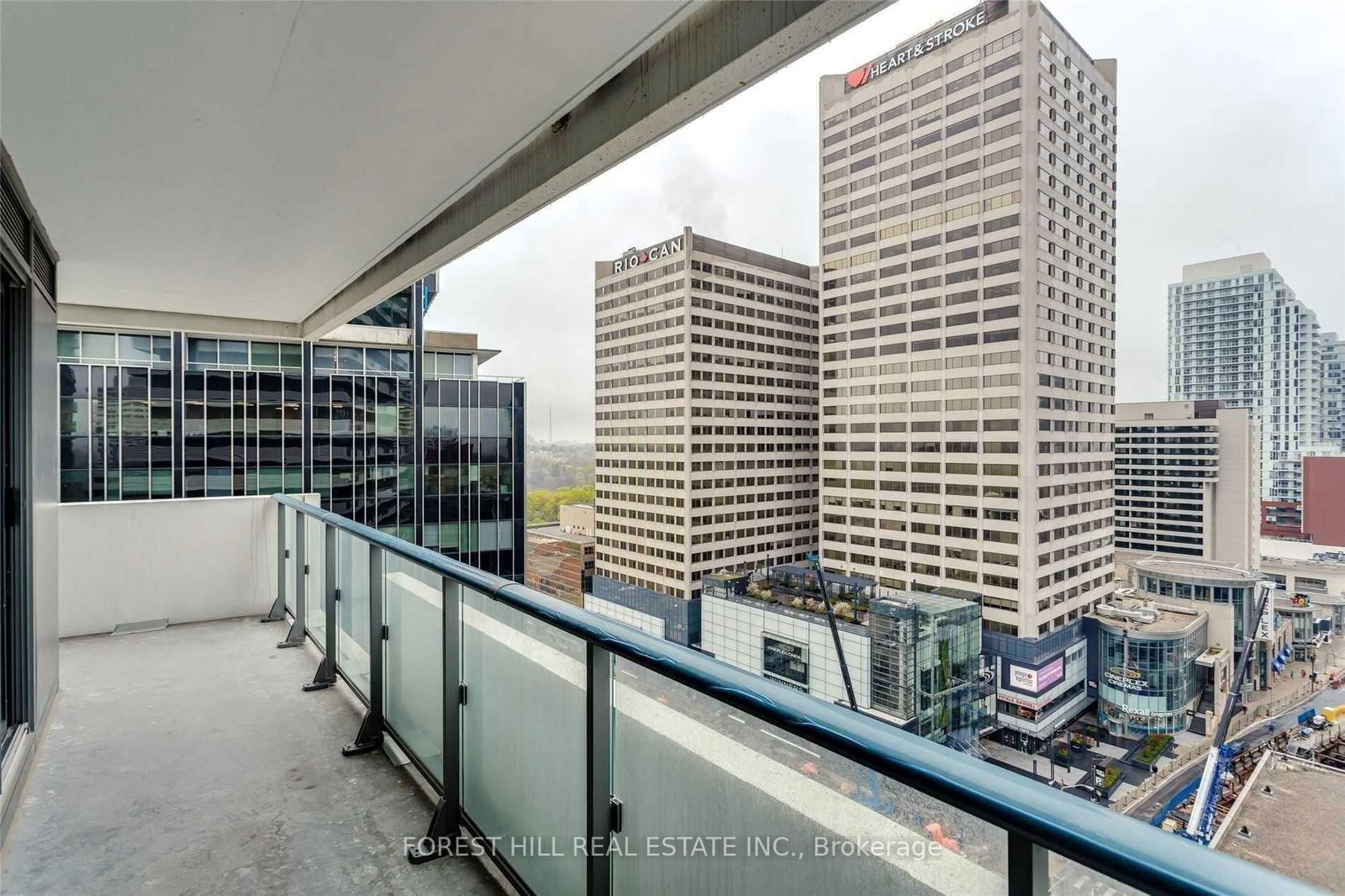 2221 Yonge St, unit 4311 for rent