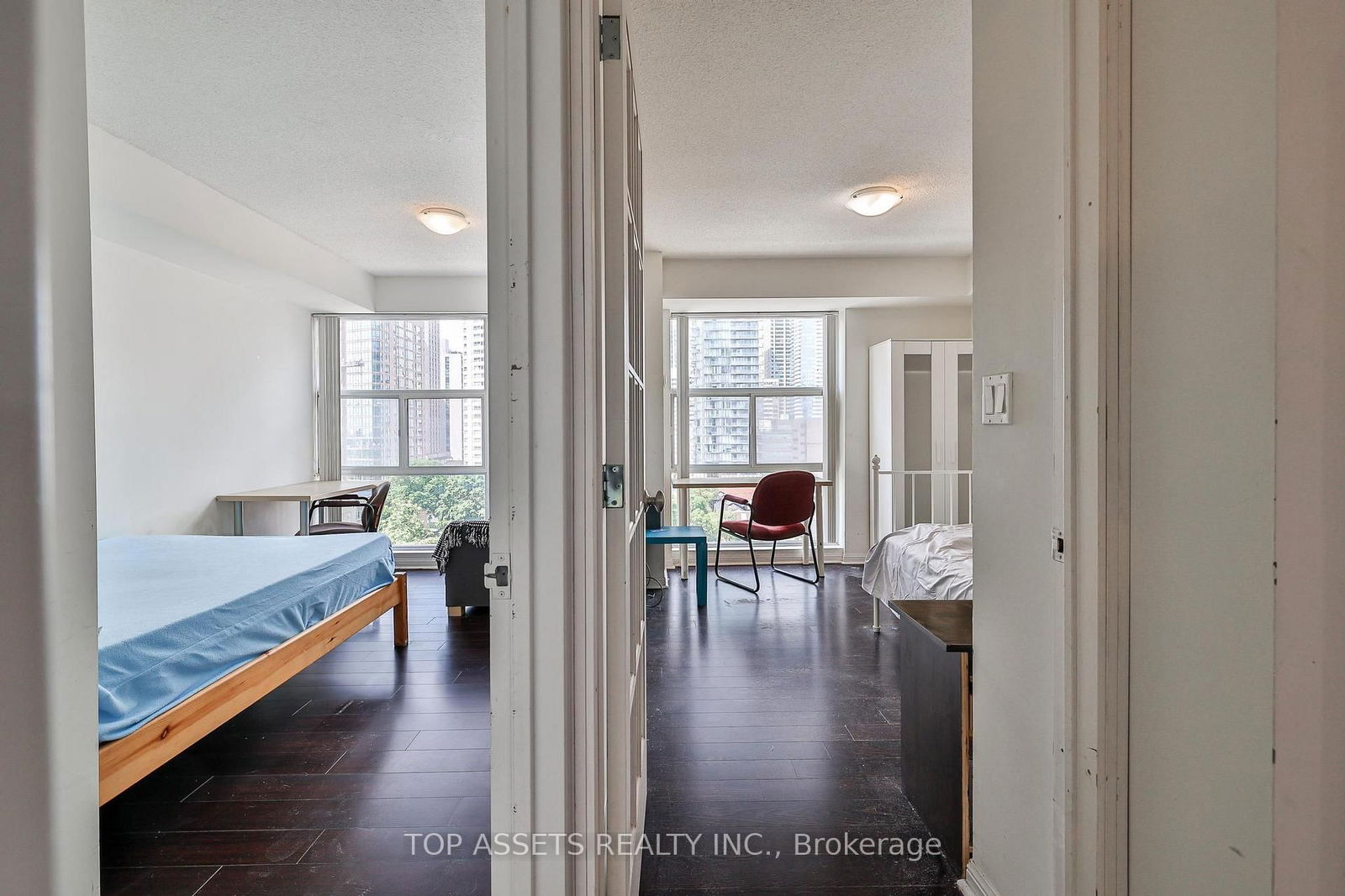 11 St Joseph St, unit 1211 (Main Bedroom) for rent