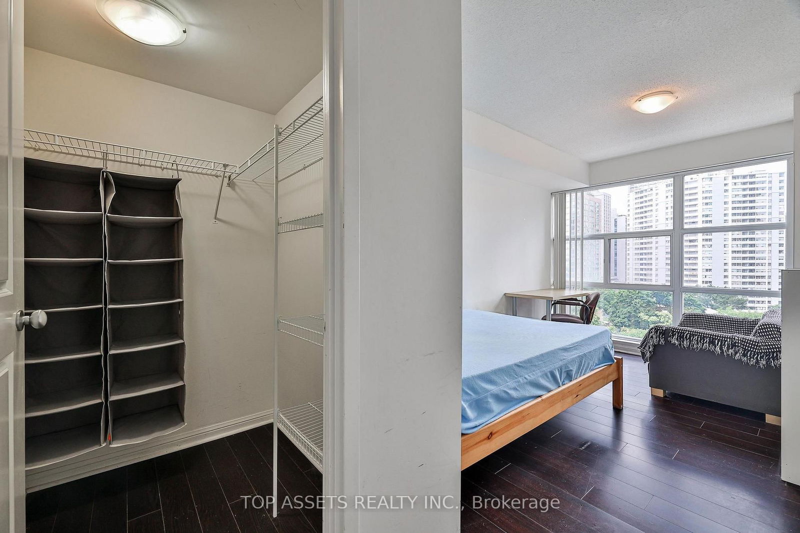 11 St Joseph St, unit 1211 (Main Bedroom) for rent