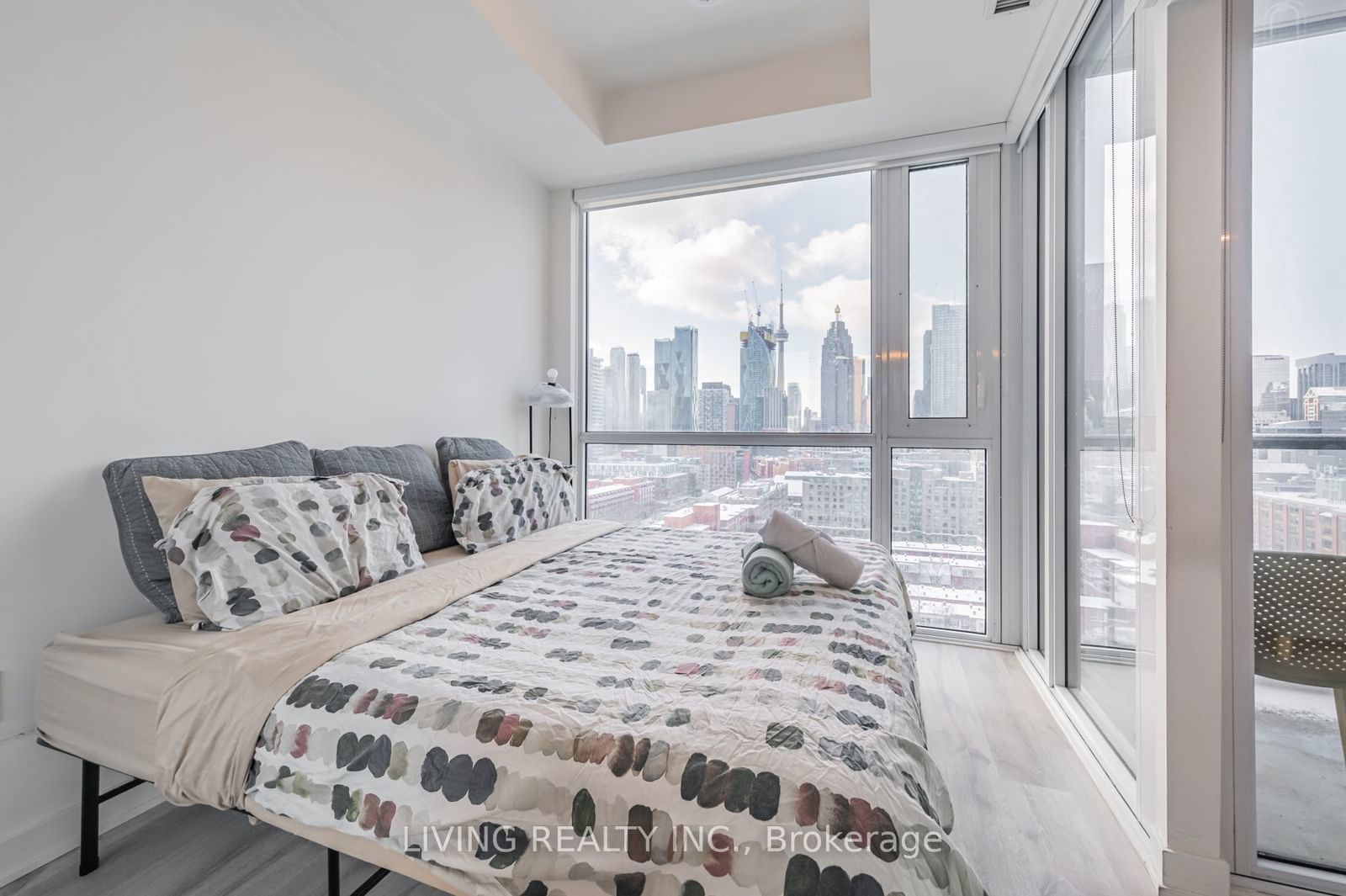 121 Lower Sherbourne St, unit 1562 for rent