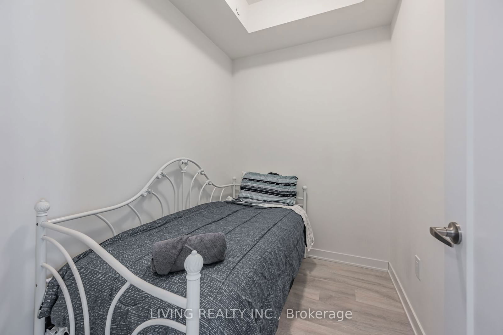 121 Lower Sherbourne St, unit 1562 for rent