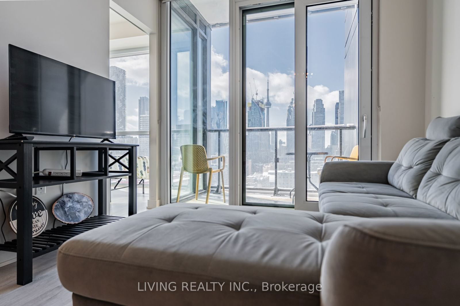 121 Lower Sherbourne St, unit 1562 for rent