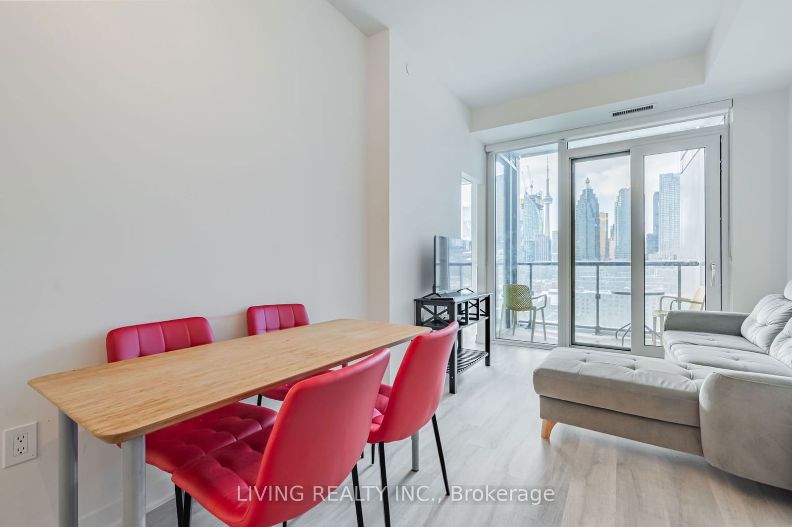 121 Lower Sherbourne St, unit 1562 for rent