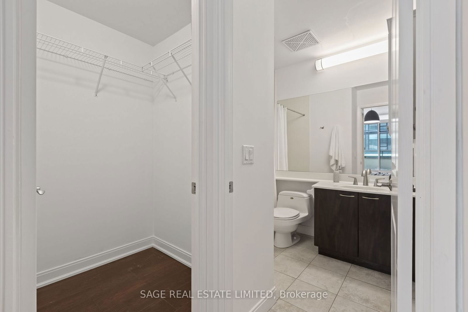 88 Broadway Ave, unit 406 for sale