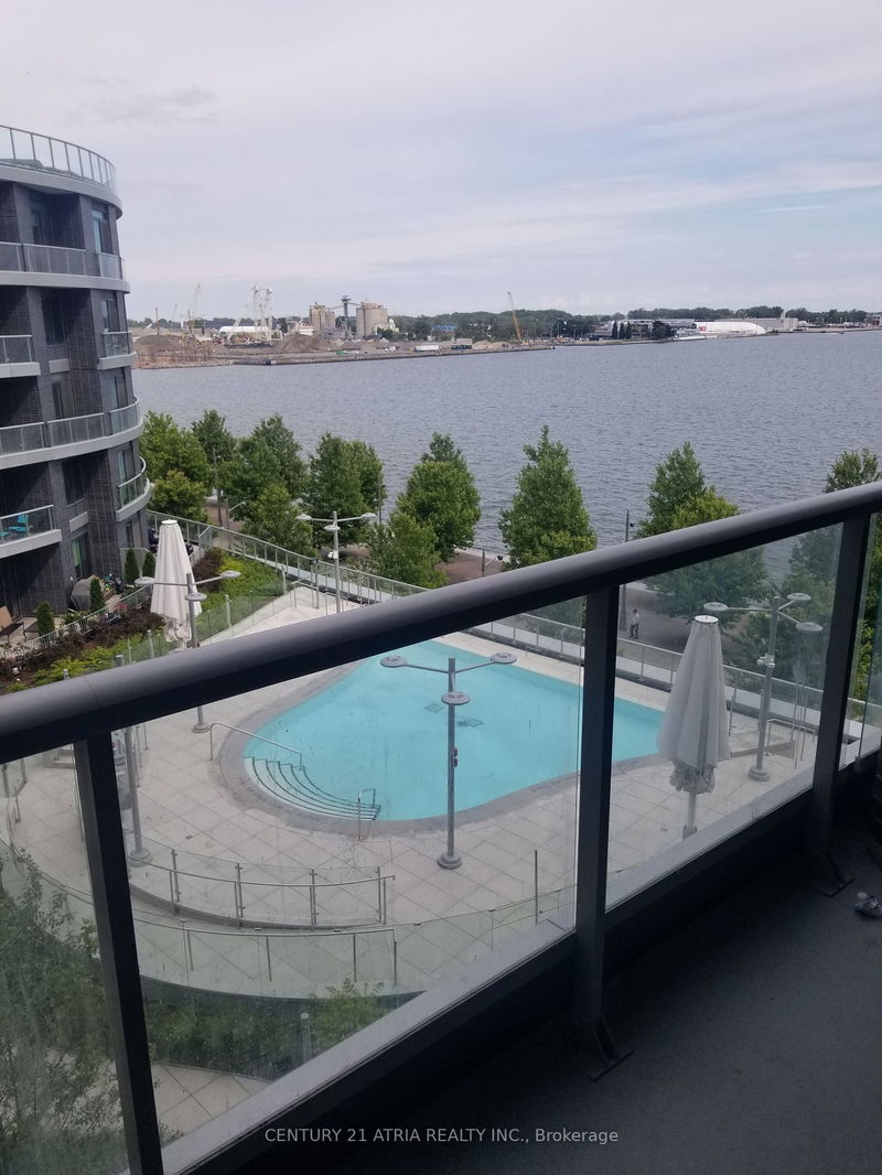 1 Edgewater Dr, unit 505 for sale