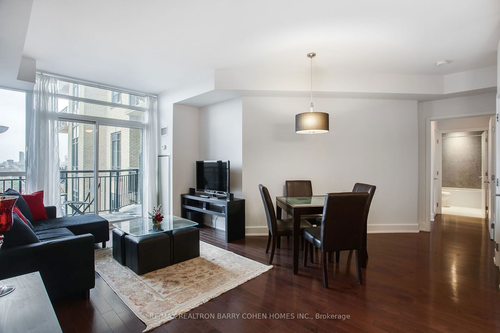 676 Sheppard Ave E, unit 616 for rent