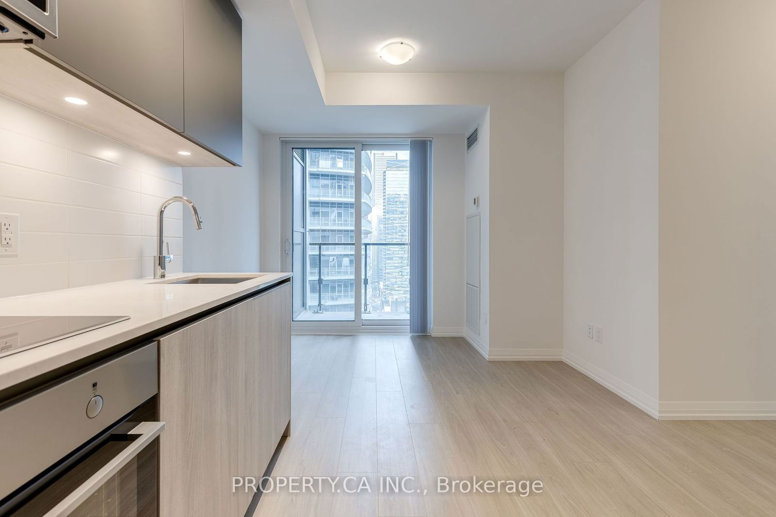 8 Widmer St, unit 2709 for rent