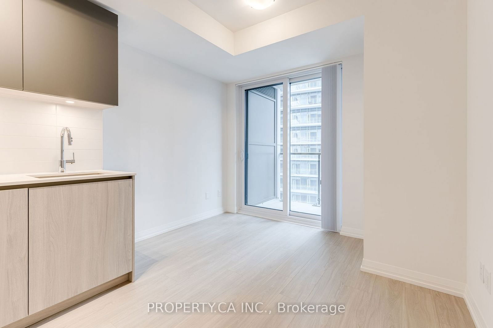 8 Widmer St, unit 2709 for rent