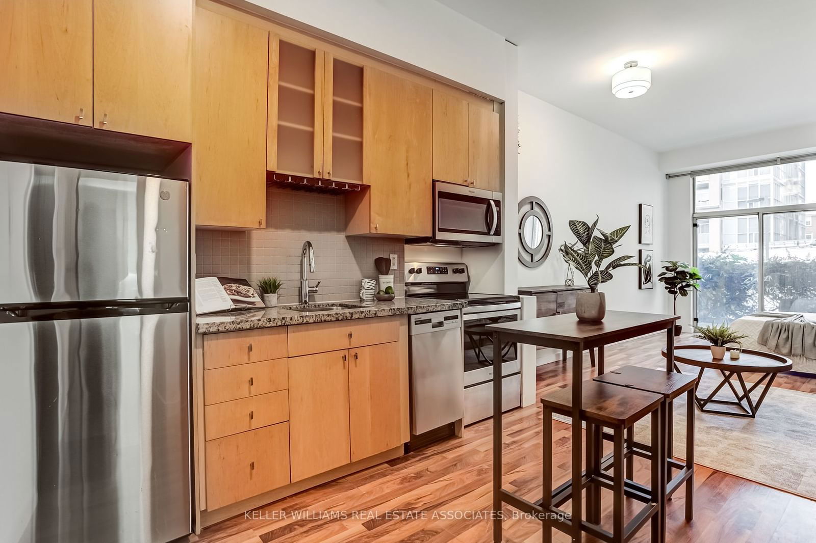 1005 King St W, unit 141 for sale