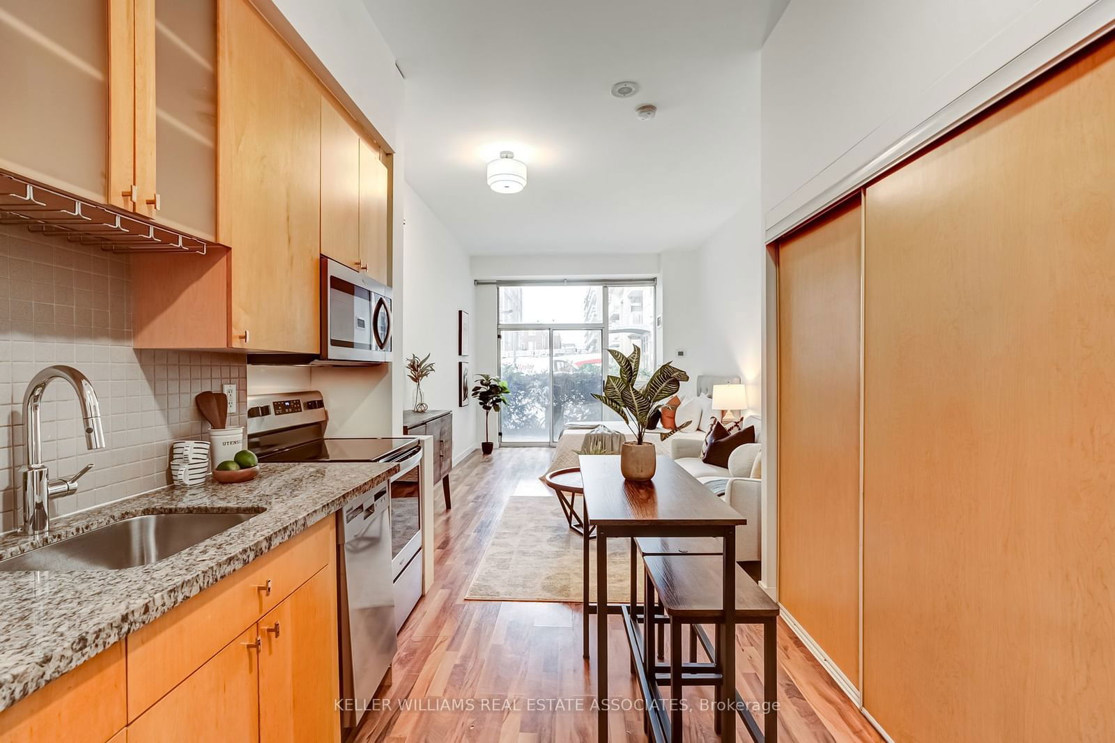 1005 King St W, unit 141 for sale