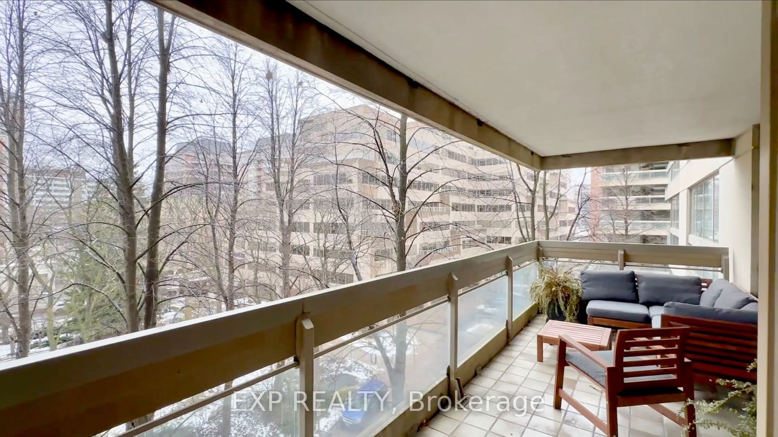 63 St Clair Ave W, unit 605 for sale