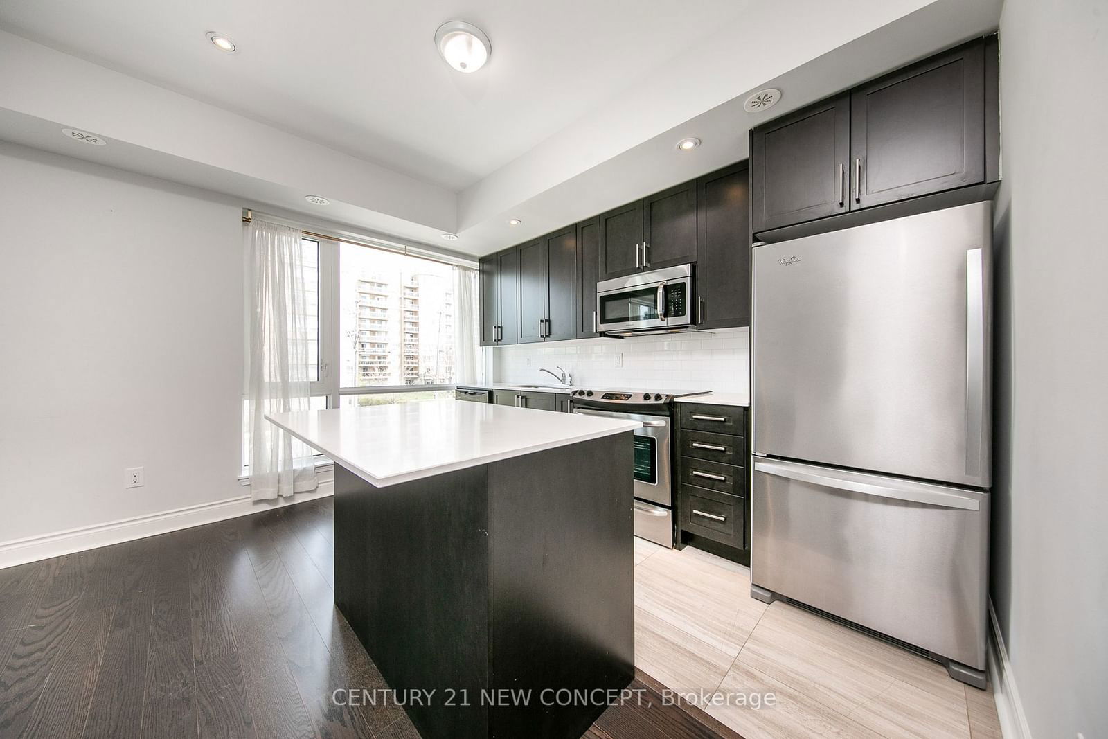 639 Lawrence Ave W, unit 320 for sale