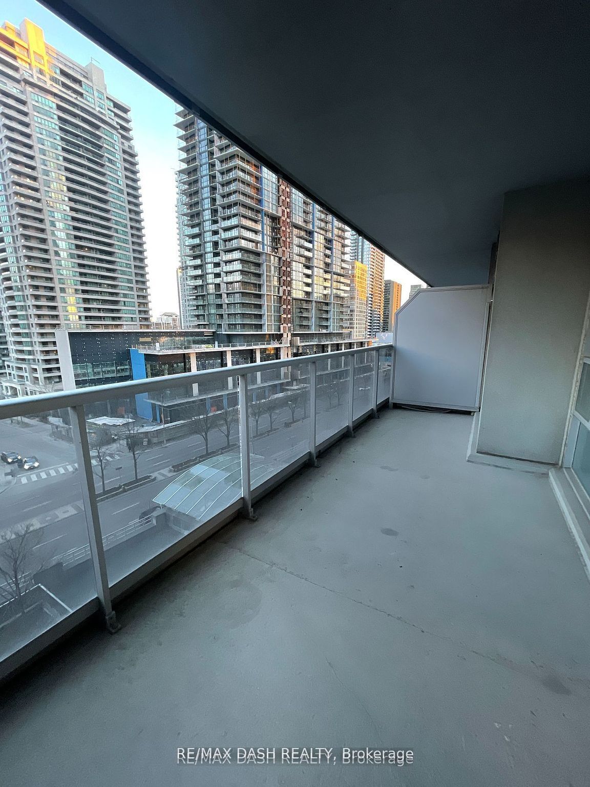 4978 Yonge St, unit 901 for rent