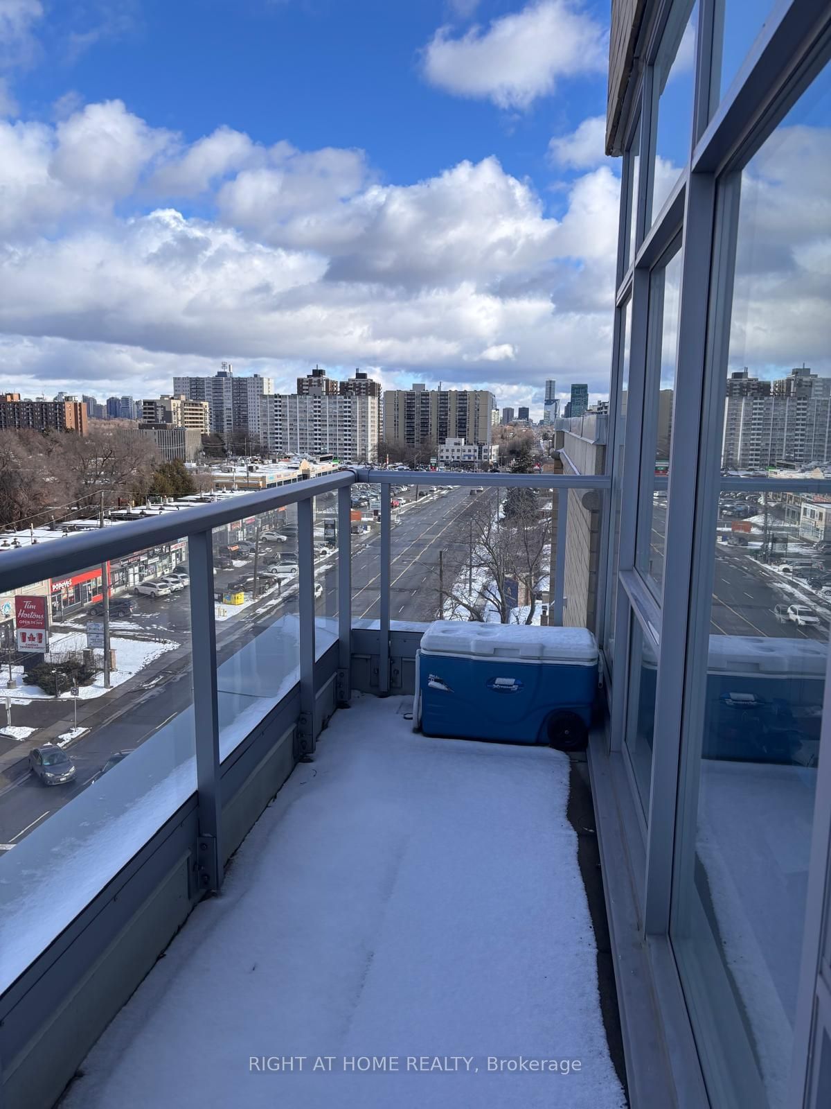 701 Sheppard Ave W, unit 712 for rent