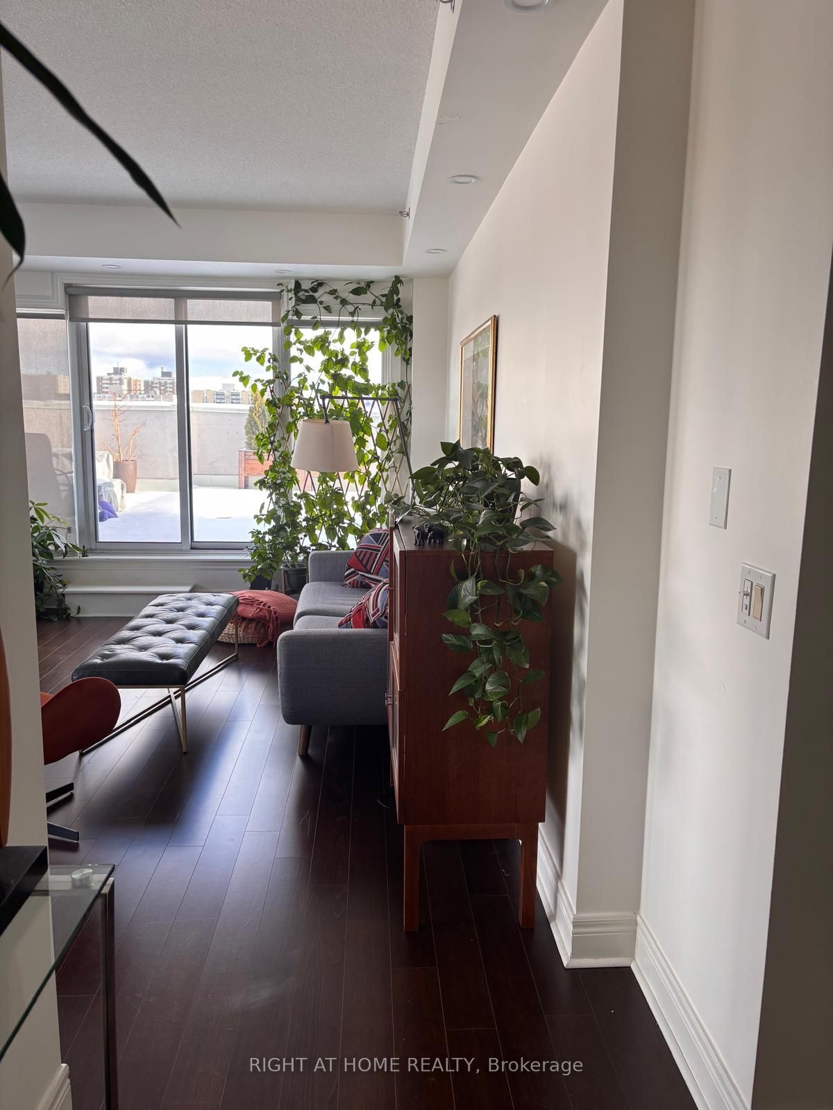 701 Sheppard Ave W, unit 712 for rent