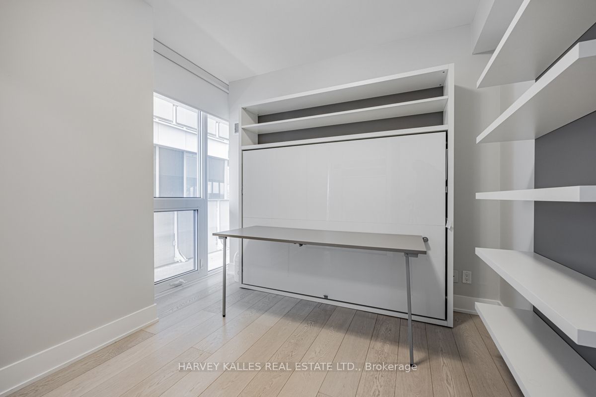 200 Bloor St W, unit 1001 for rent