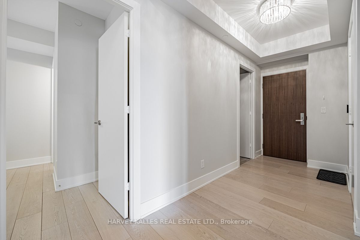 200 Bloor St W, unit 1001 for rent