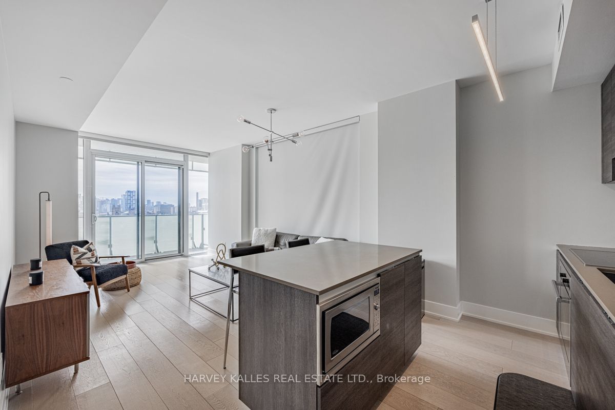 200 Bloor St W, unit 1001 for rent