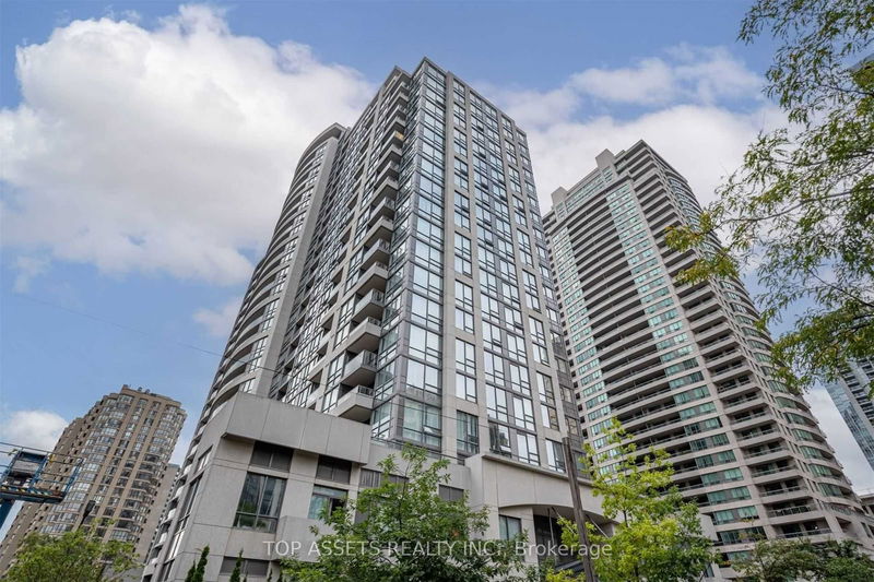 35 Hollywood Ave, unit PH123 for rent