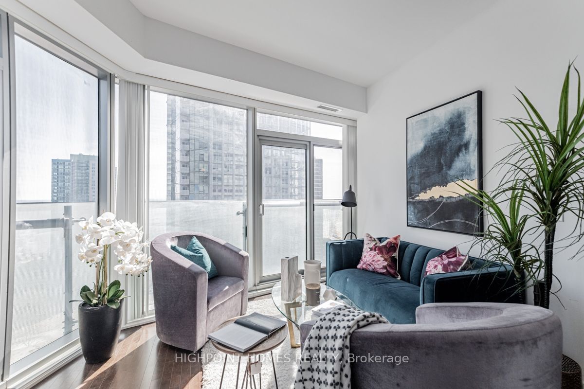 14 York St, unit 2202 for sale