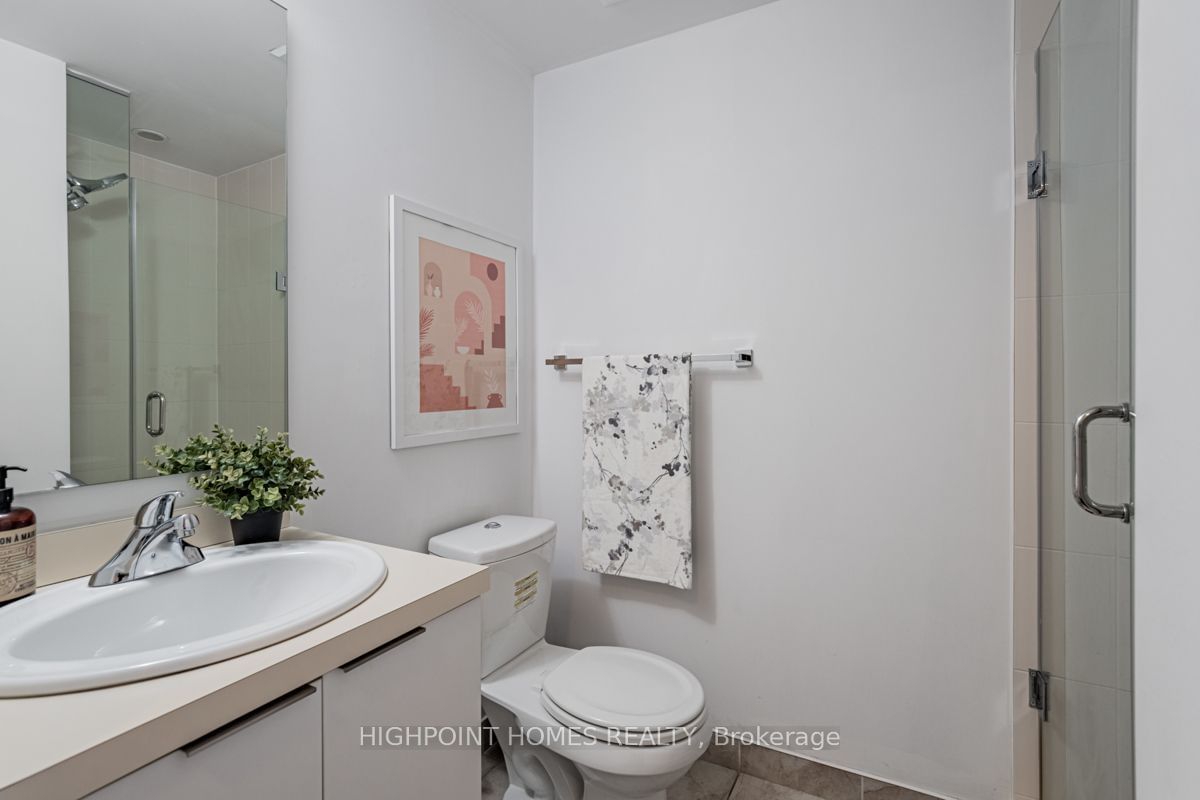 14 York St, unit 2202 for sale