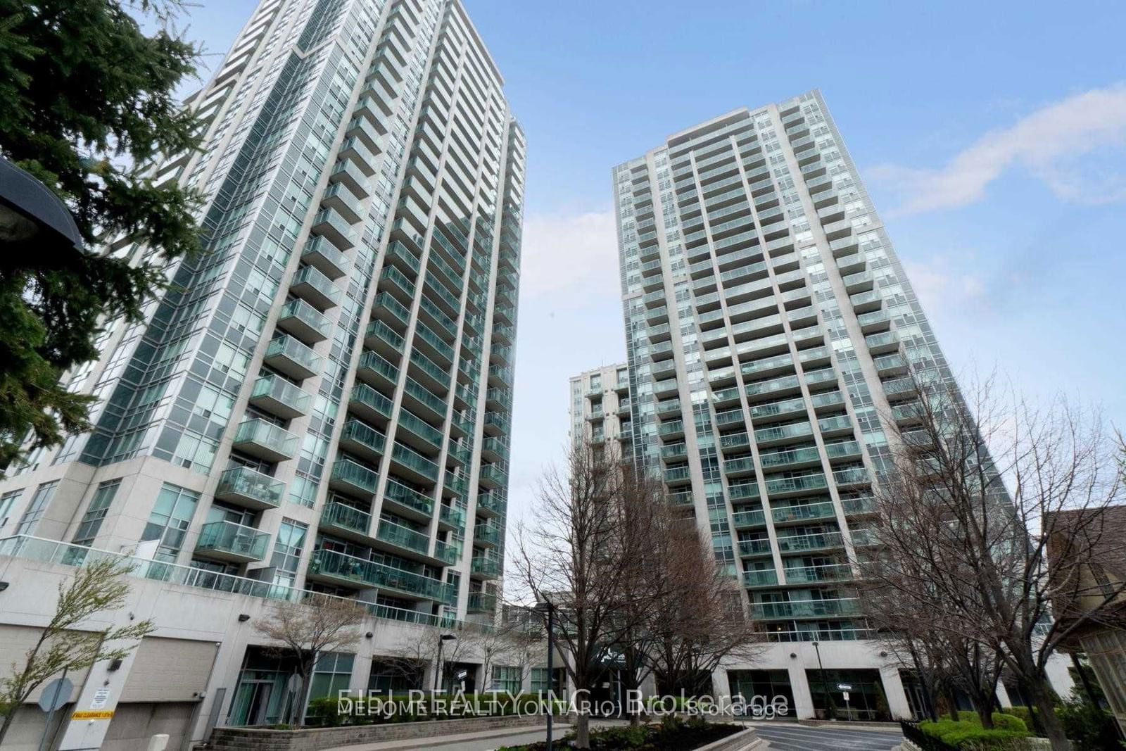 18 Harrison Garden Blvd, unit 202 for rent