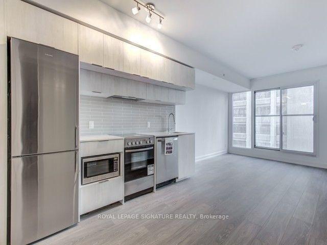 181 Dundas St E, unit 1209 for rent