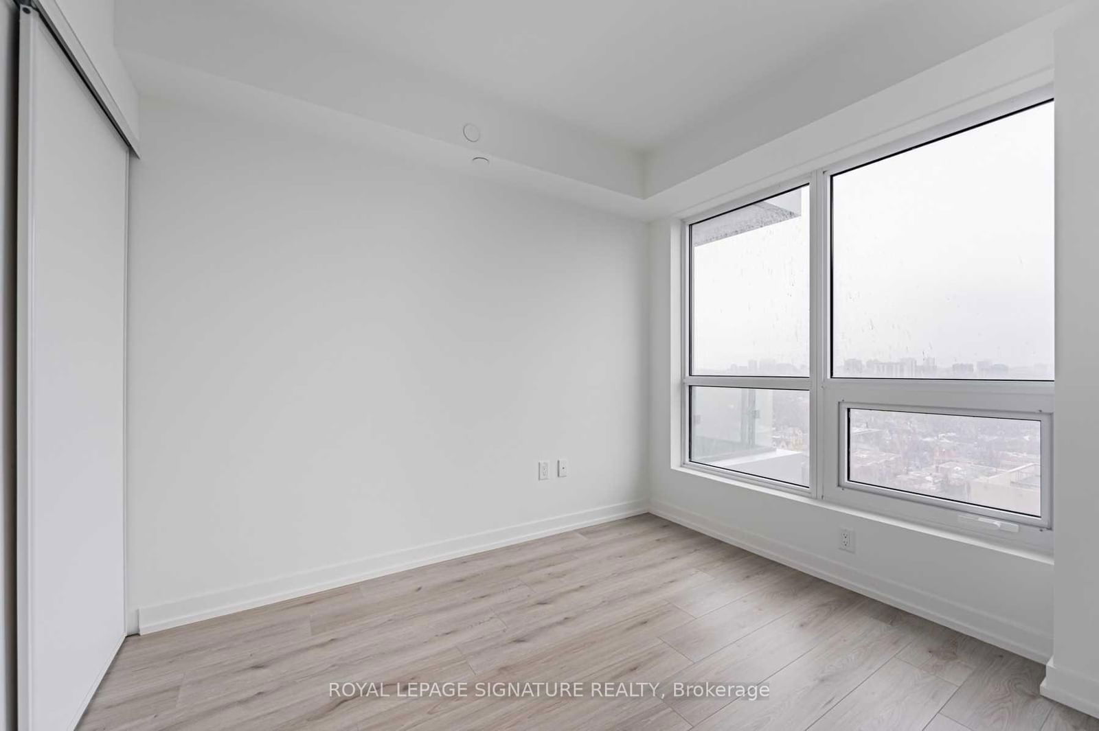 395 Bloor St E, unit 1808 for rent