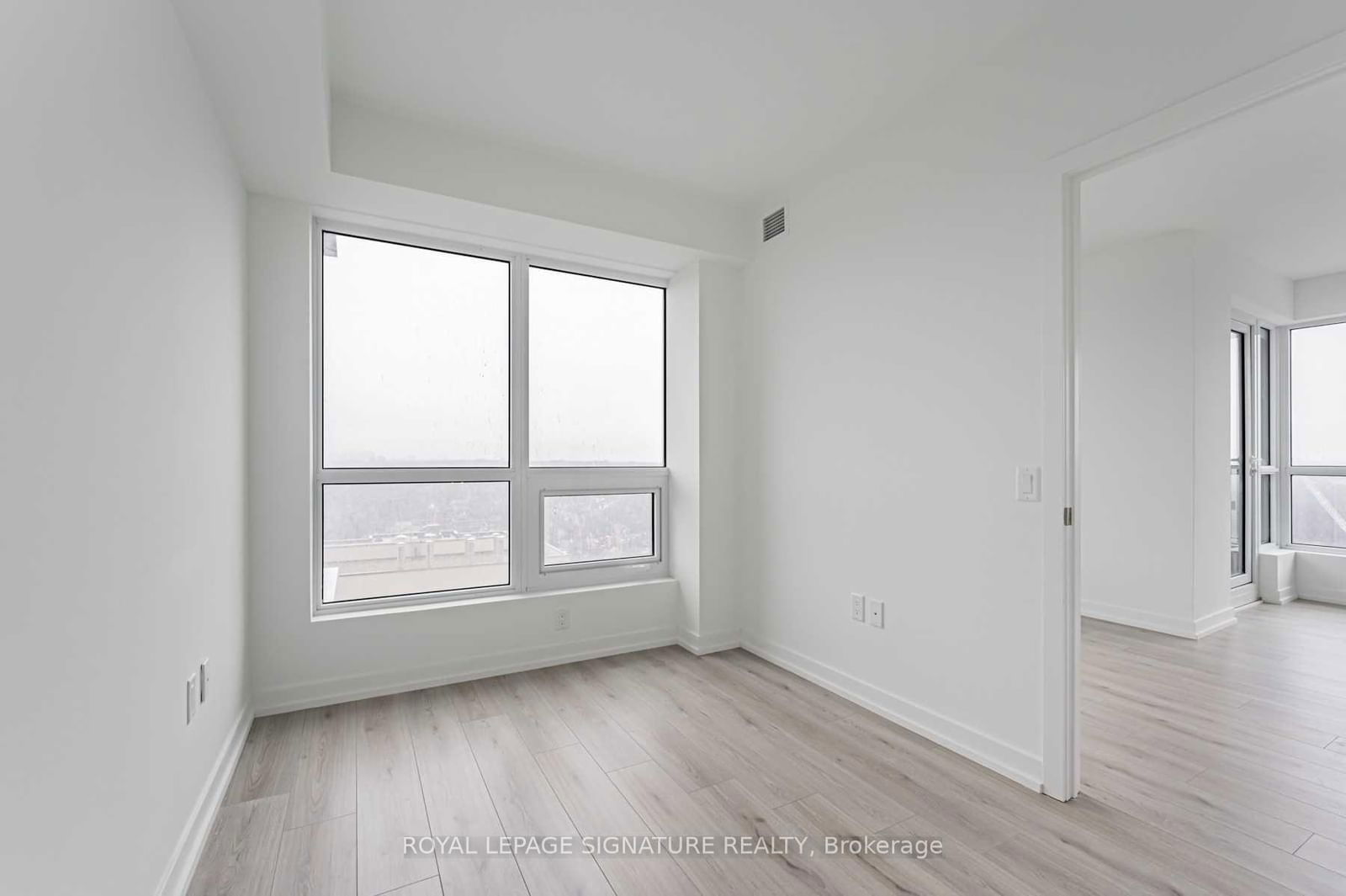 395 Bloor St E, unit 1808 for rent