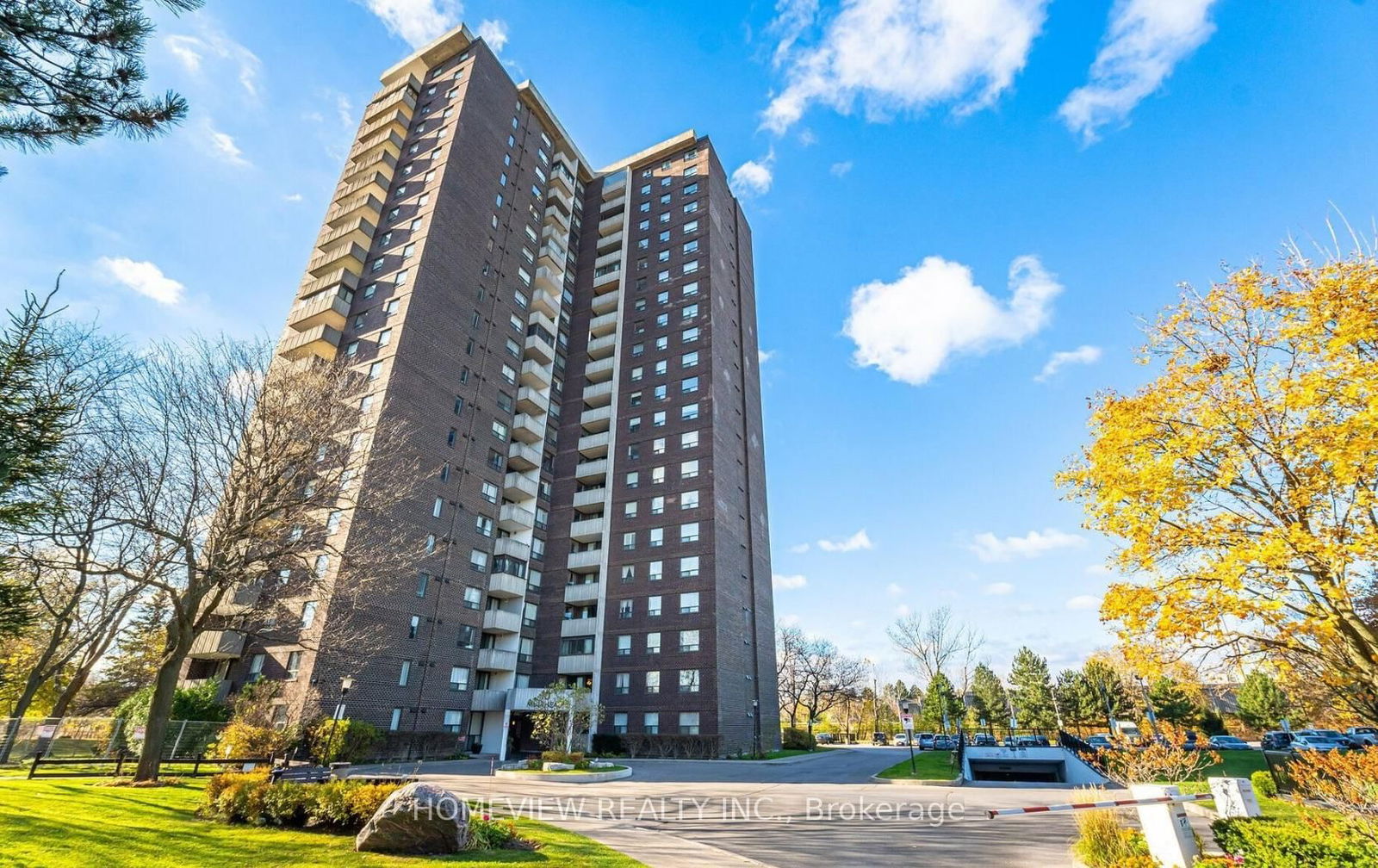 5 Old Sheppard Avenue Condos, North York, Toronto