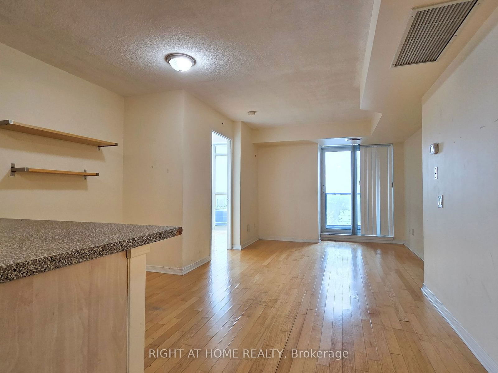 28 Harrison Garden Blvd, unit 1706 for rent