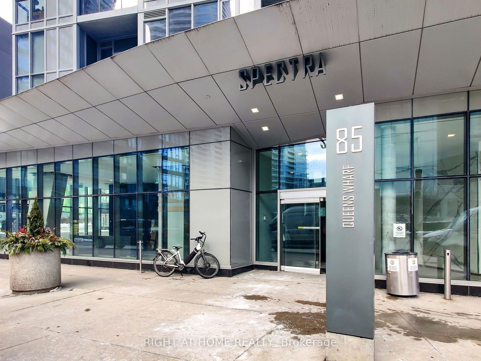 85 Queens Wharf Rd, unit 1610 for sale