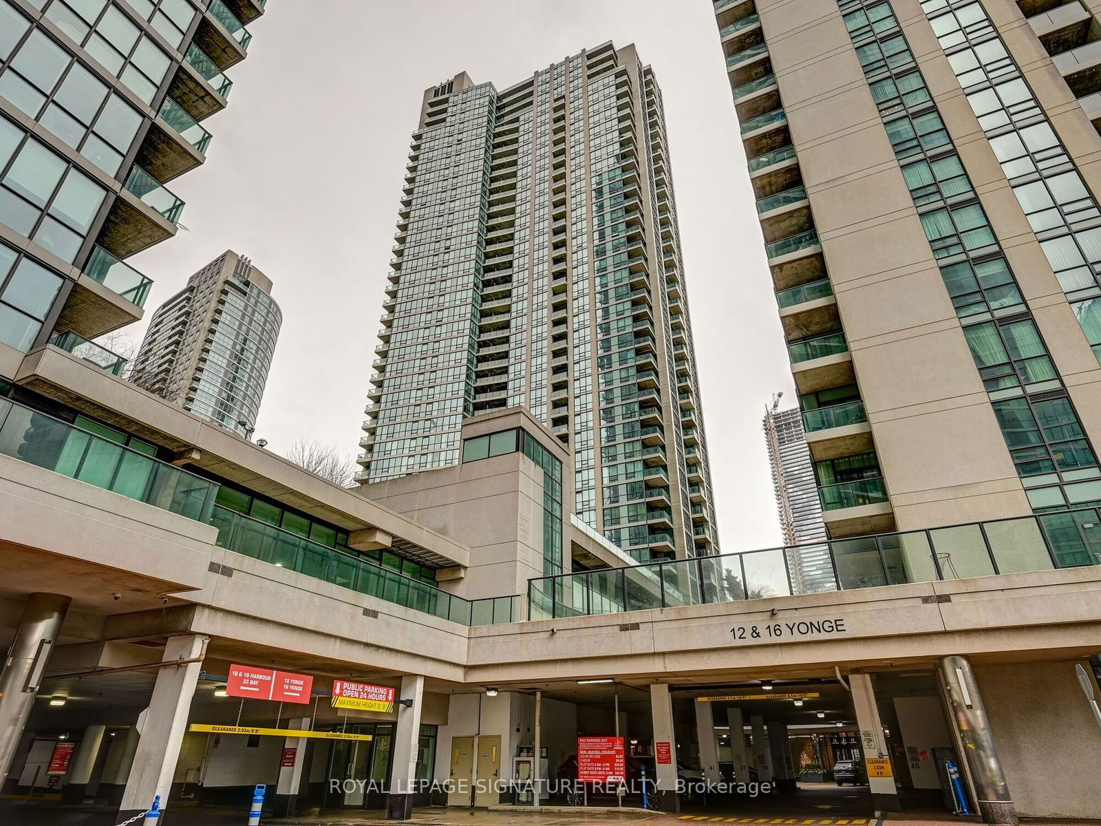 16 Yonge St, unit 1202 for rent