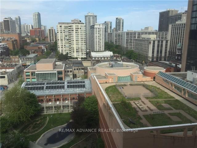 889 Bay St, unit 1401 for rent