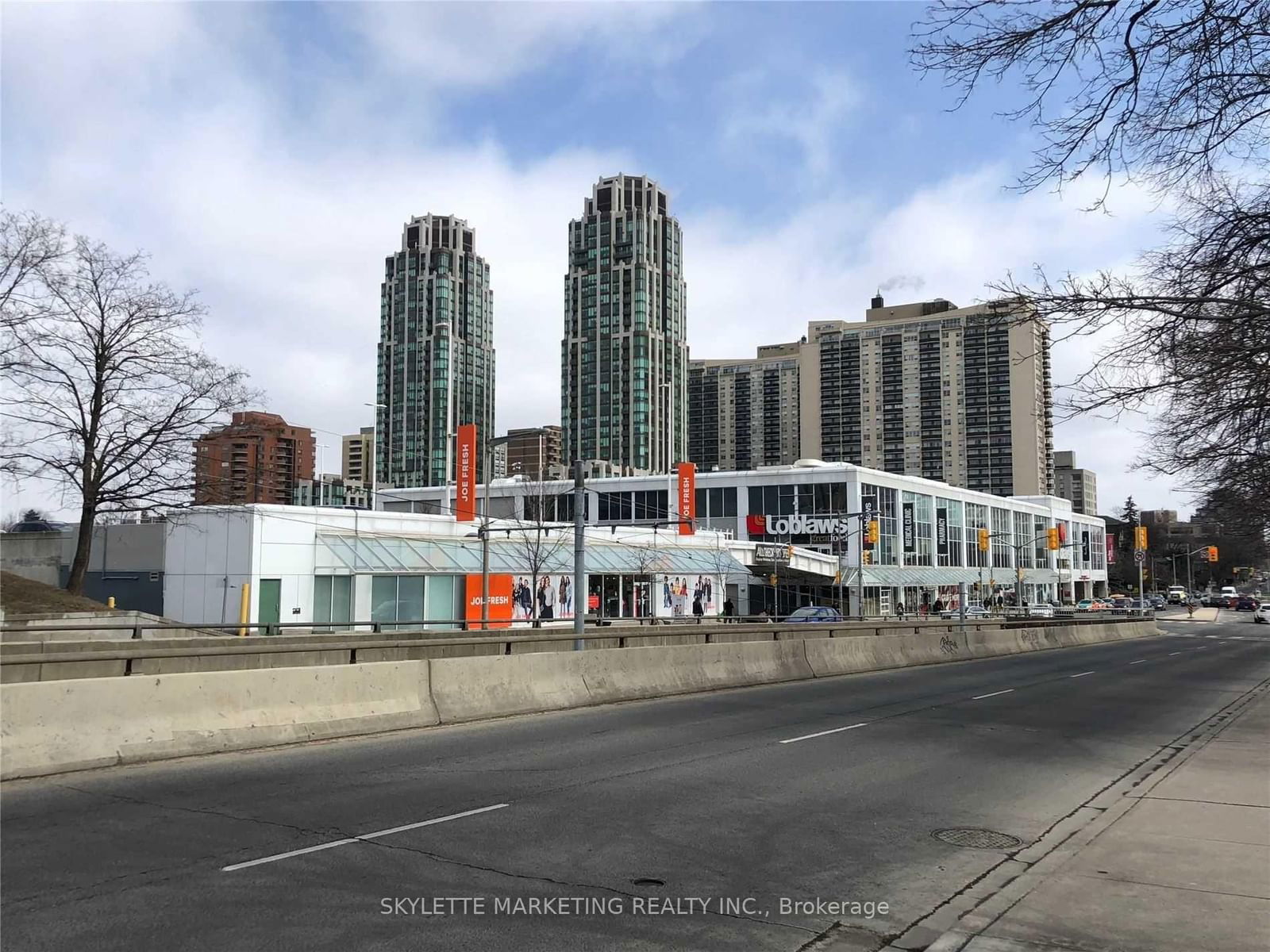 501 St. Clair Ave W, unit 306 for rent