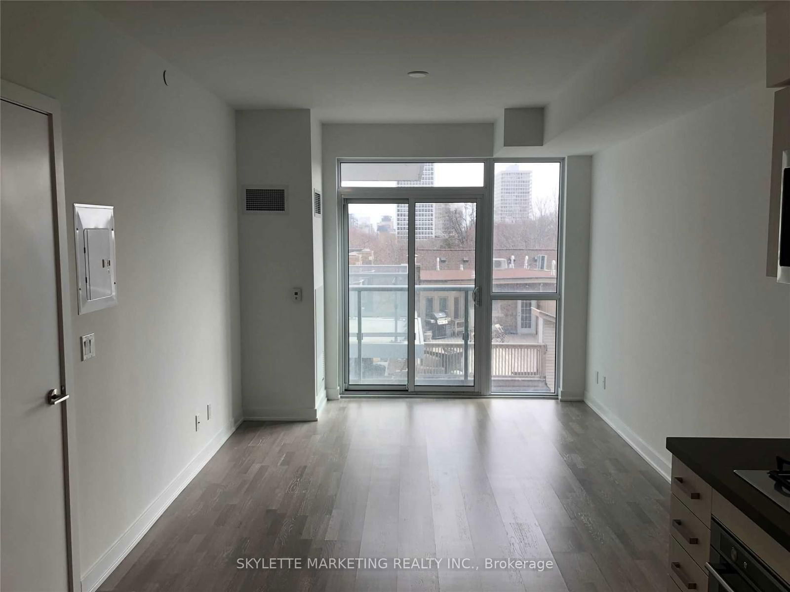 501 St. Clair Ave W, unit 306 for rent