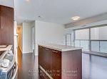 386 Yonge St, unit 702 for sale