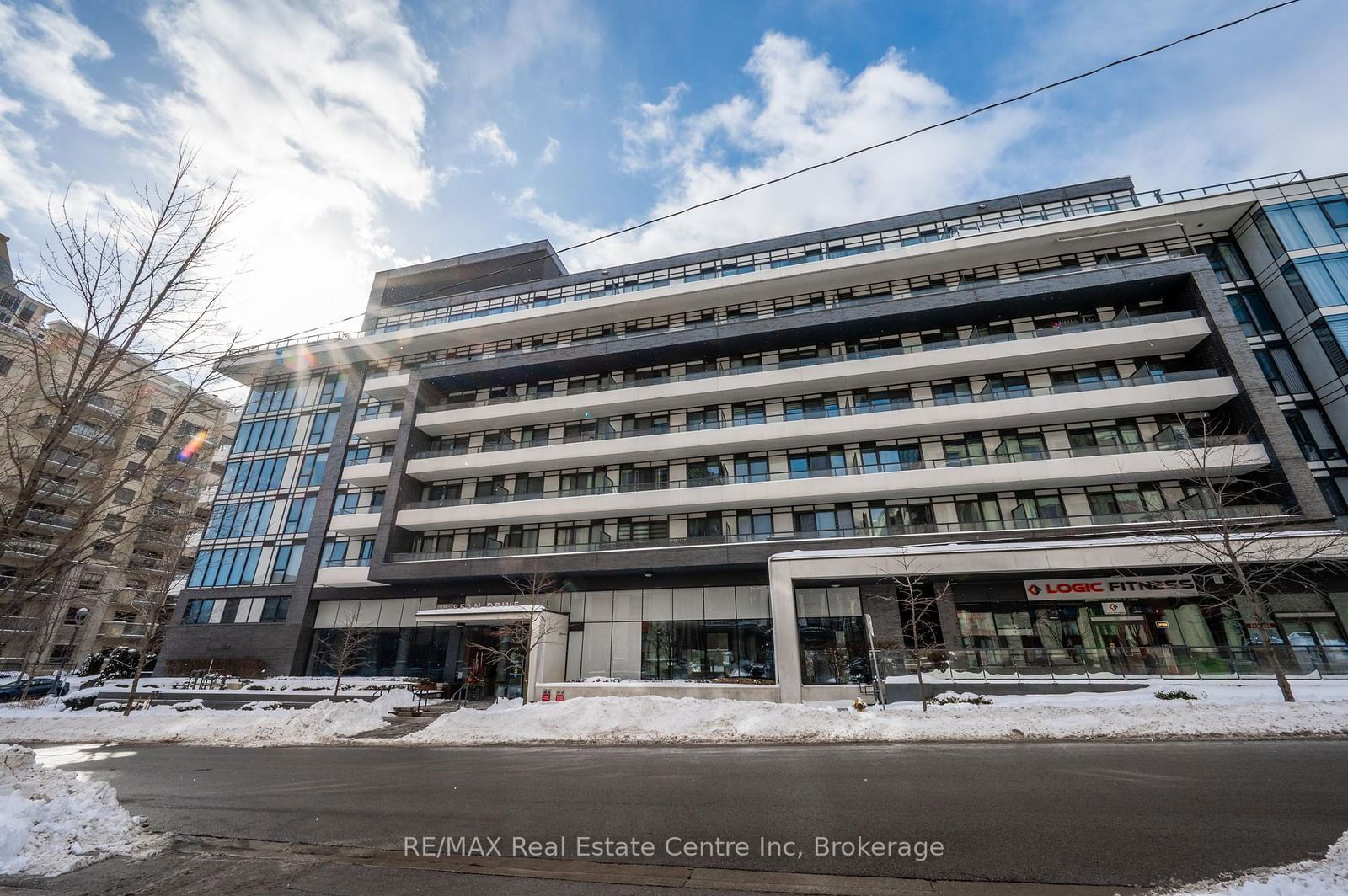 18 Rean Dr, unit 523 for sale