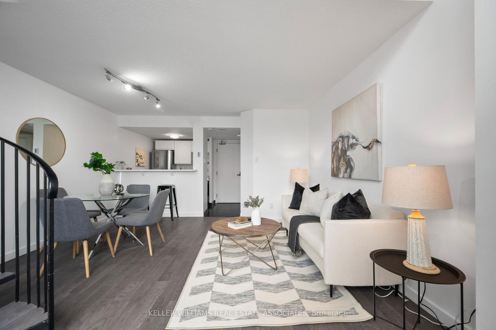 25 Maitland St, unit 1202 for sale